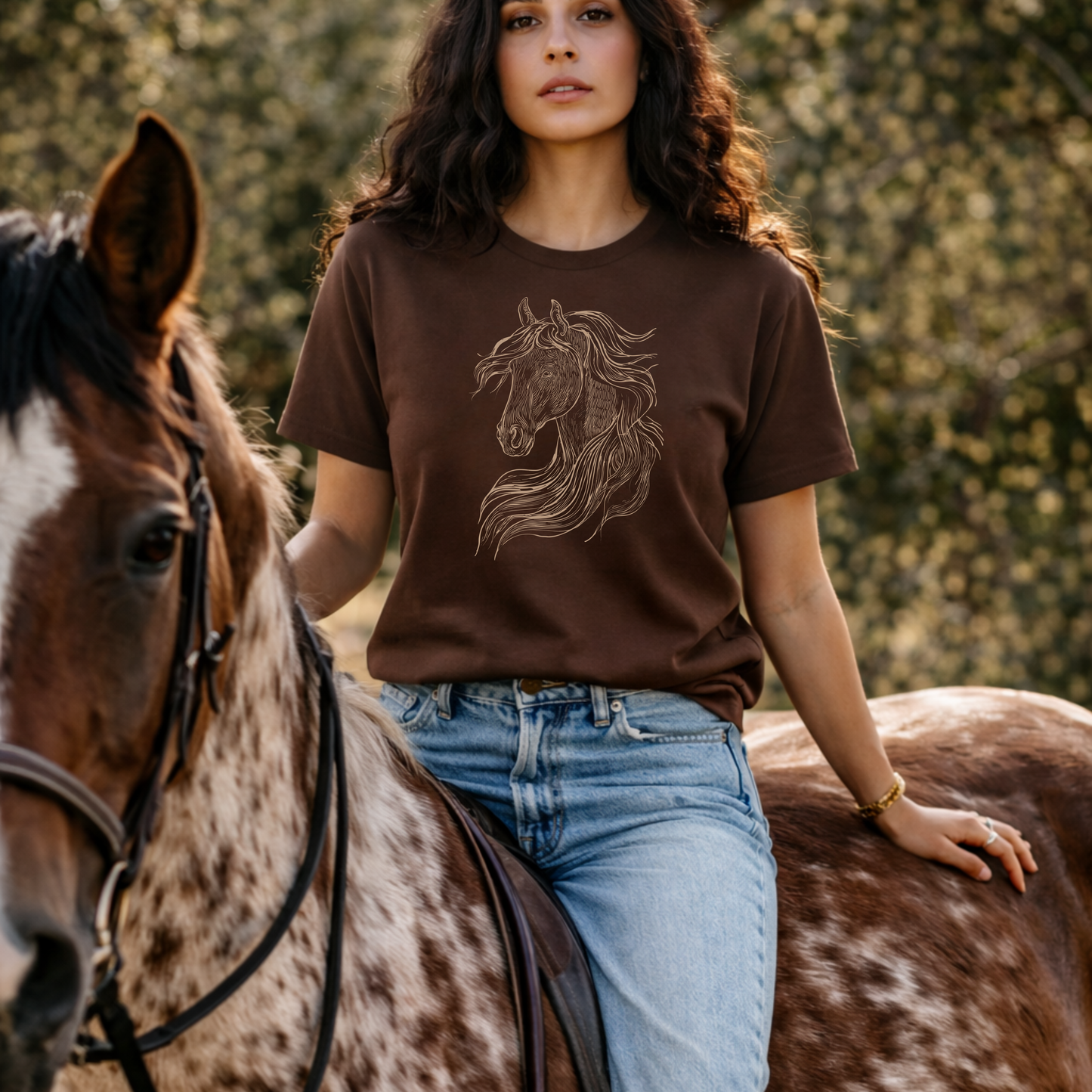 Wild Grace – Minimal Horse Art Tee